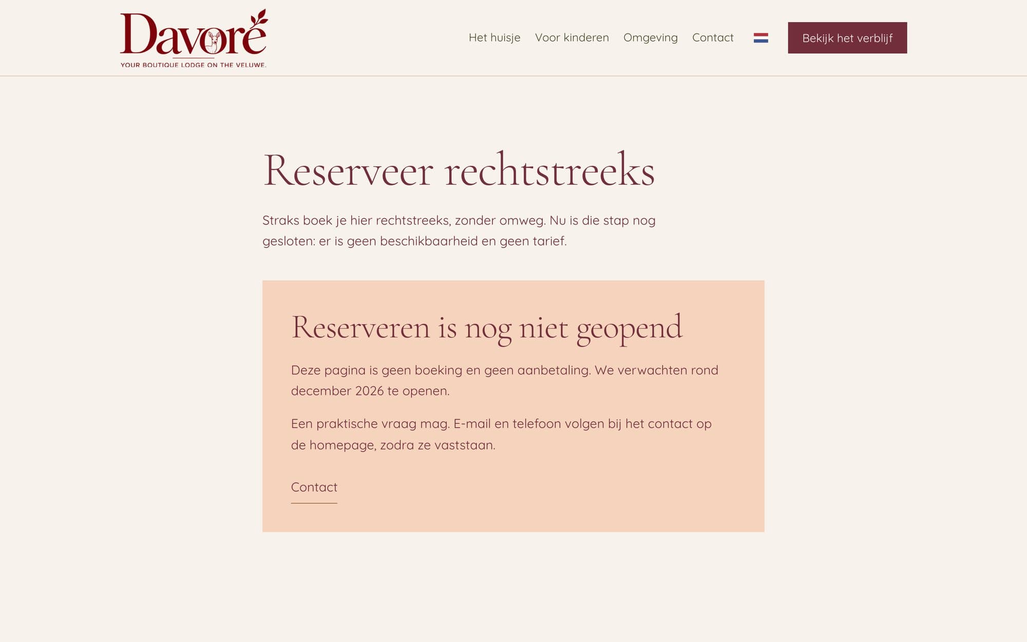 Voorlopige boekingspagina van Davoré Lodge, met de melding dat reserveren nog niet geopend is.